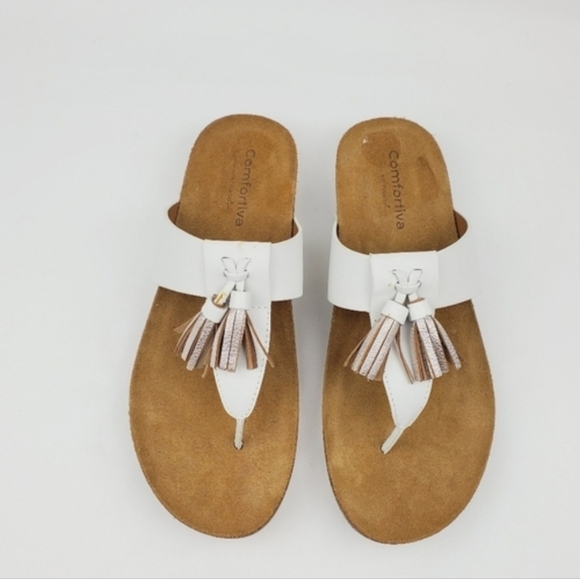 Comfortiva white leather with pillow top Sandals - Picture 4 of 7